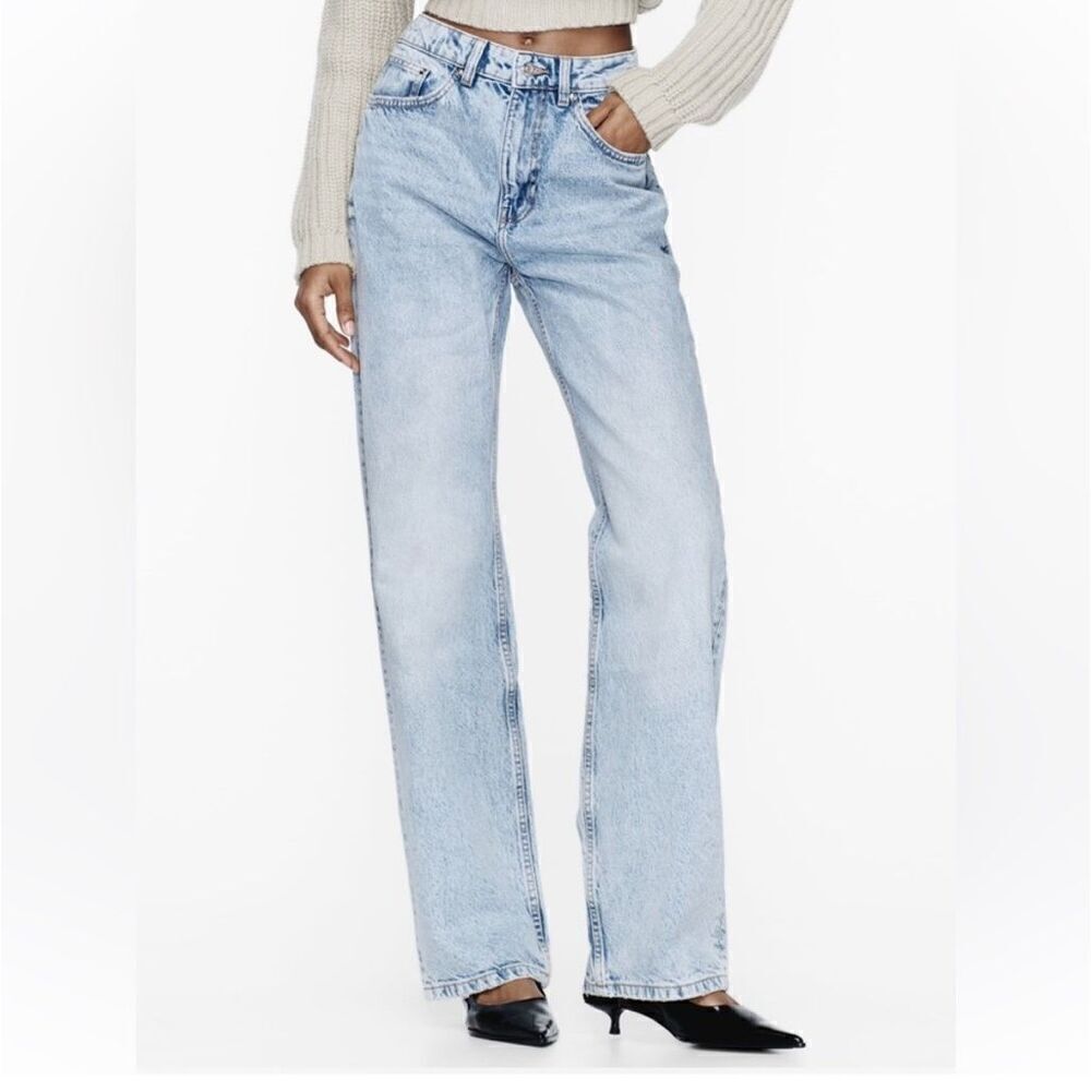 Zara Straight Wide Leg Min Light Denim Jeans, Size 4